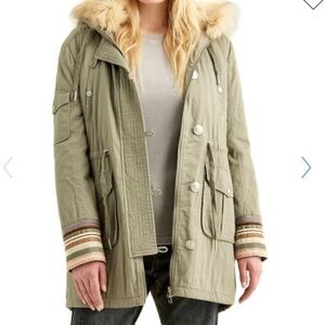 NWOT Boundless North Women’s Boho Winter Jacket with Faux Fur